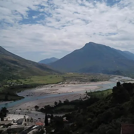 Permbi Δωμάτια σε οικογενειακή κατοικία Τεπελένι