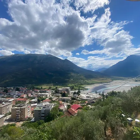 Permbi Habitación en casa particular Tepelene